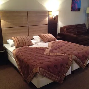 https://apartament-delux-w-hotelu-diva-koobrzeg.kolobrzeghotels.com